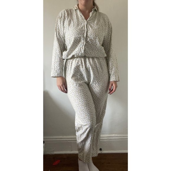 Simply Basic Vintage Yellow Flower Pajamas - Picture 4 of 5